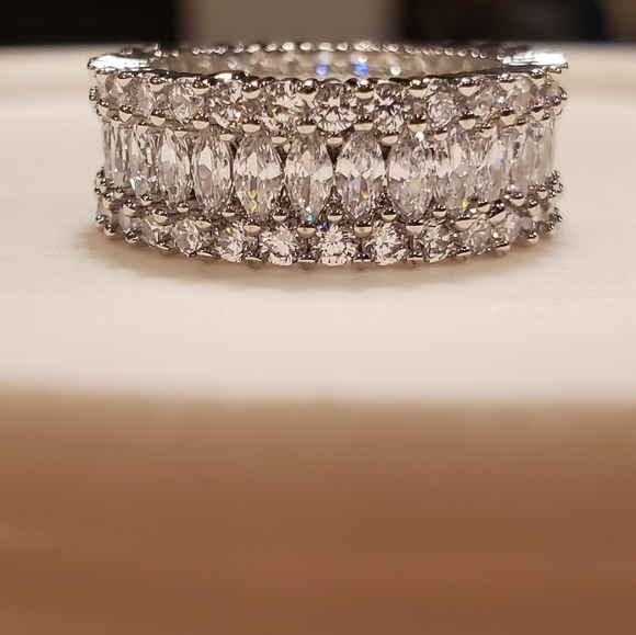 Jewelry - Diamond baguette crown ring with 925 band